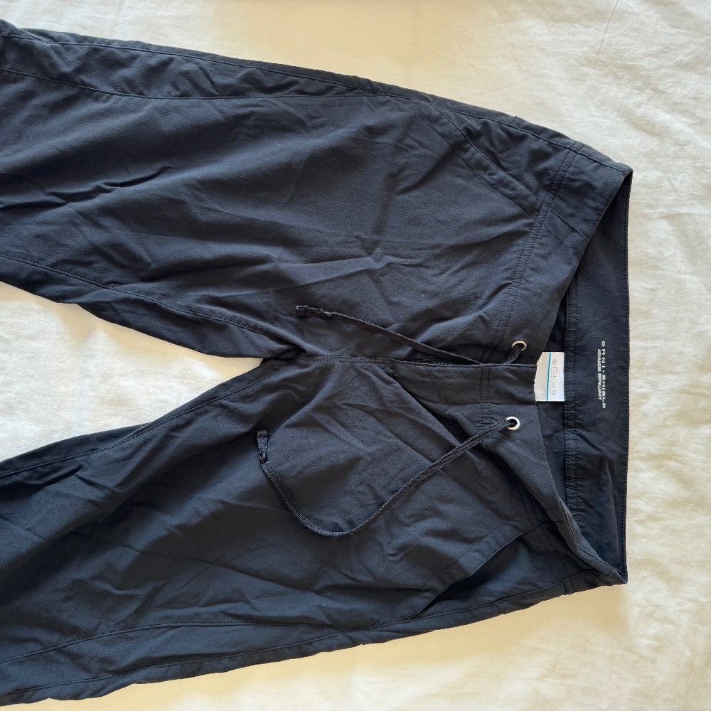 Columbia Sportswear Omnishield Short Size 4